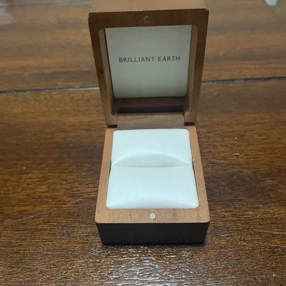 18K White Gold Petite Twisted Vine Lab Diamond Ring (Size 4) - Picture 2 of 10